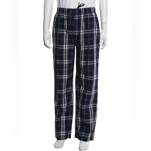23

Burberry Plaid Print Pajama SetBurberry Plaid Print Pajama
